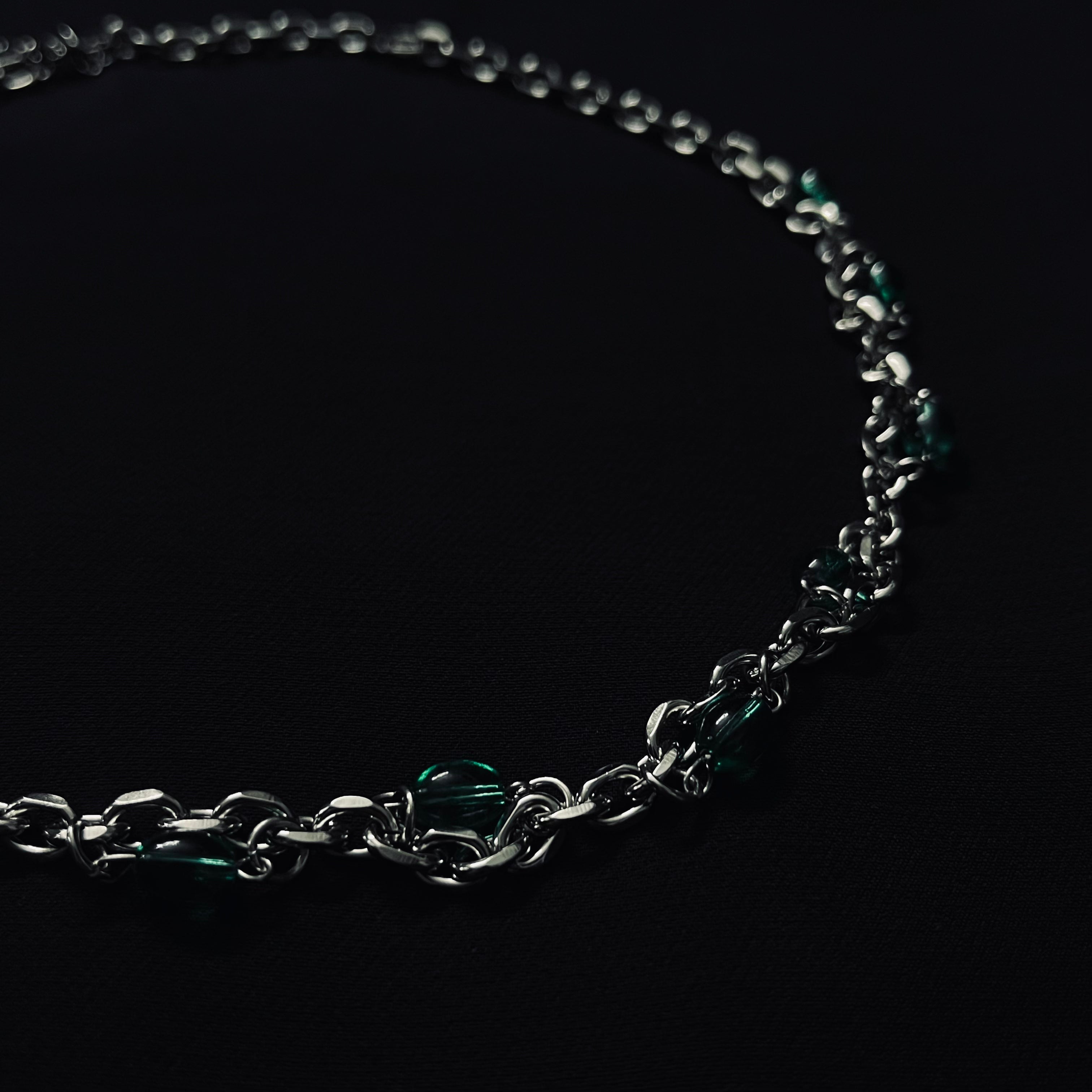 Moon Beam Edge Choker