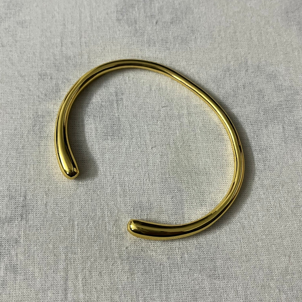Round Cuff Bracelet