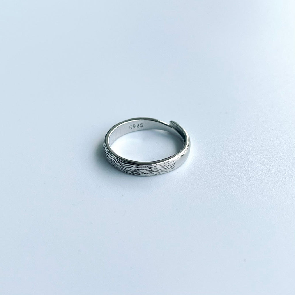 Wave Textured RIng