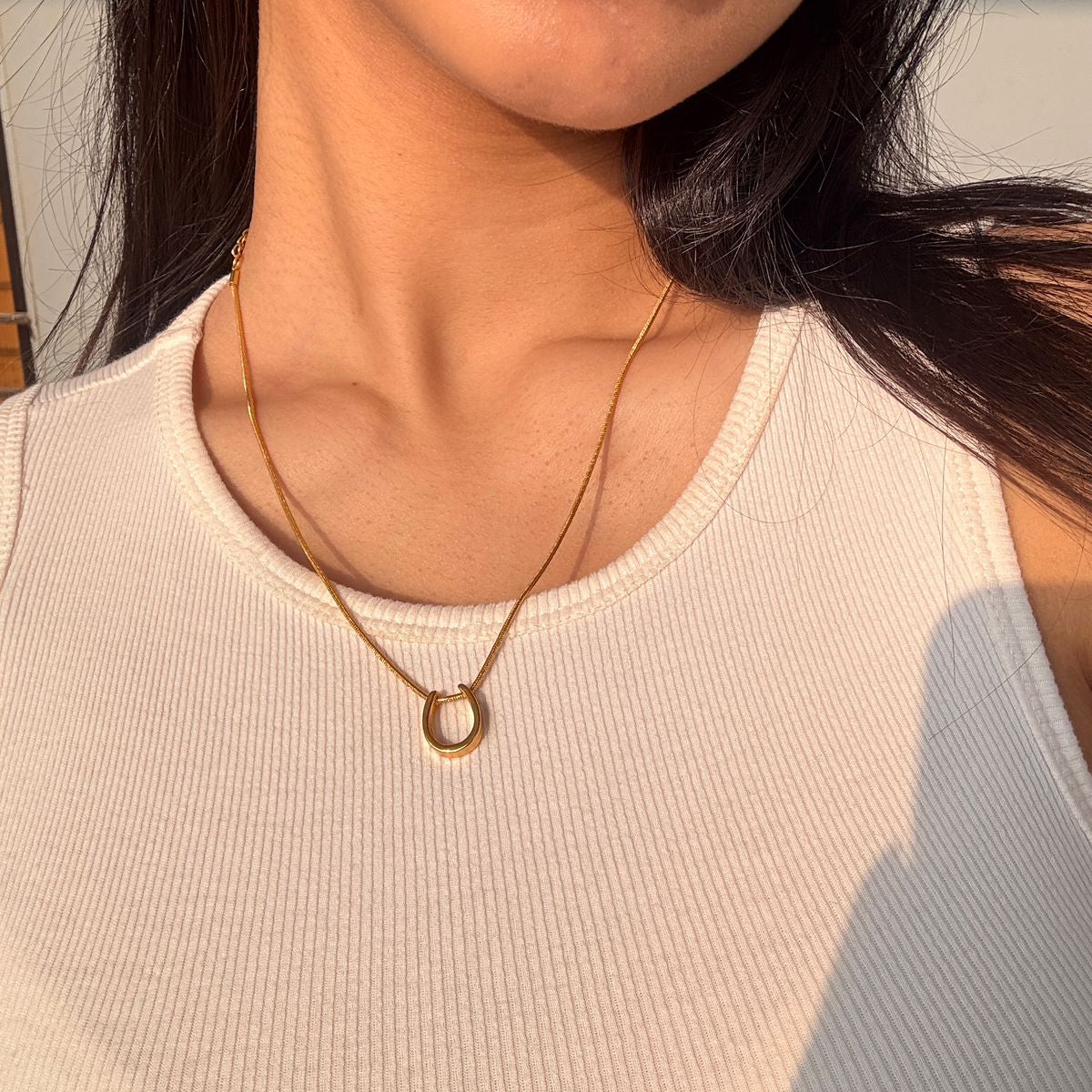 Horizon Arc Necklace