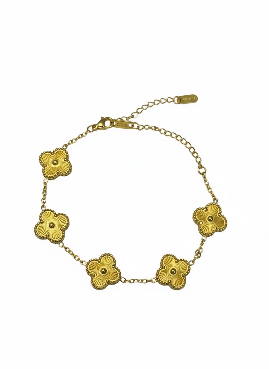 18k Interlock Statement Bracelet