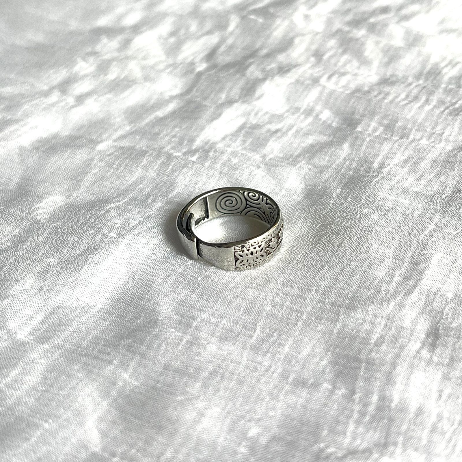 Signet Ring