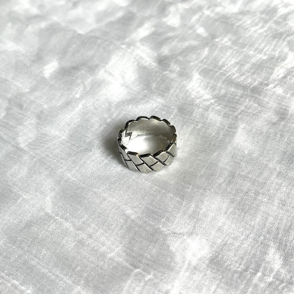 Nexus Ring