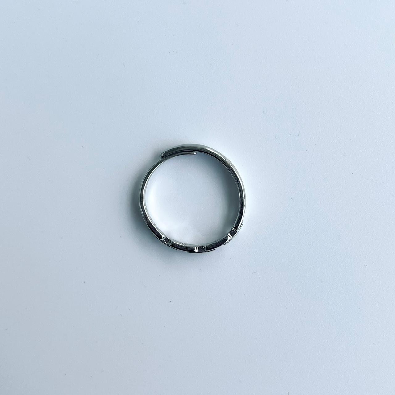 Linked Band Ring